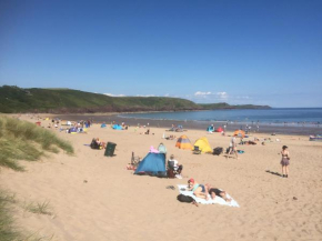 Heulwen Beach Chalet